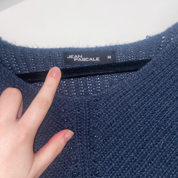 Long Sleeve Navy Knitted Sweater - Picture 3 of 4